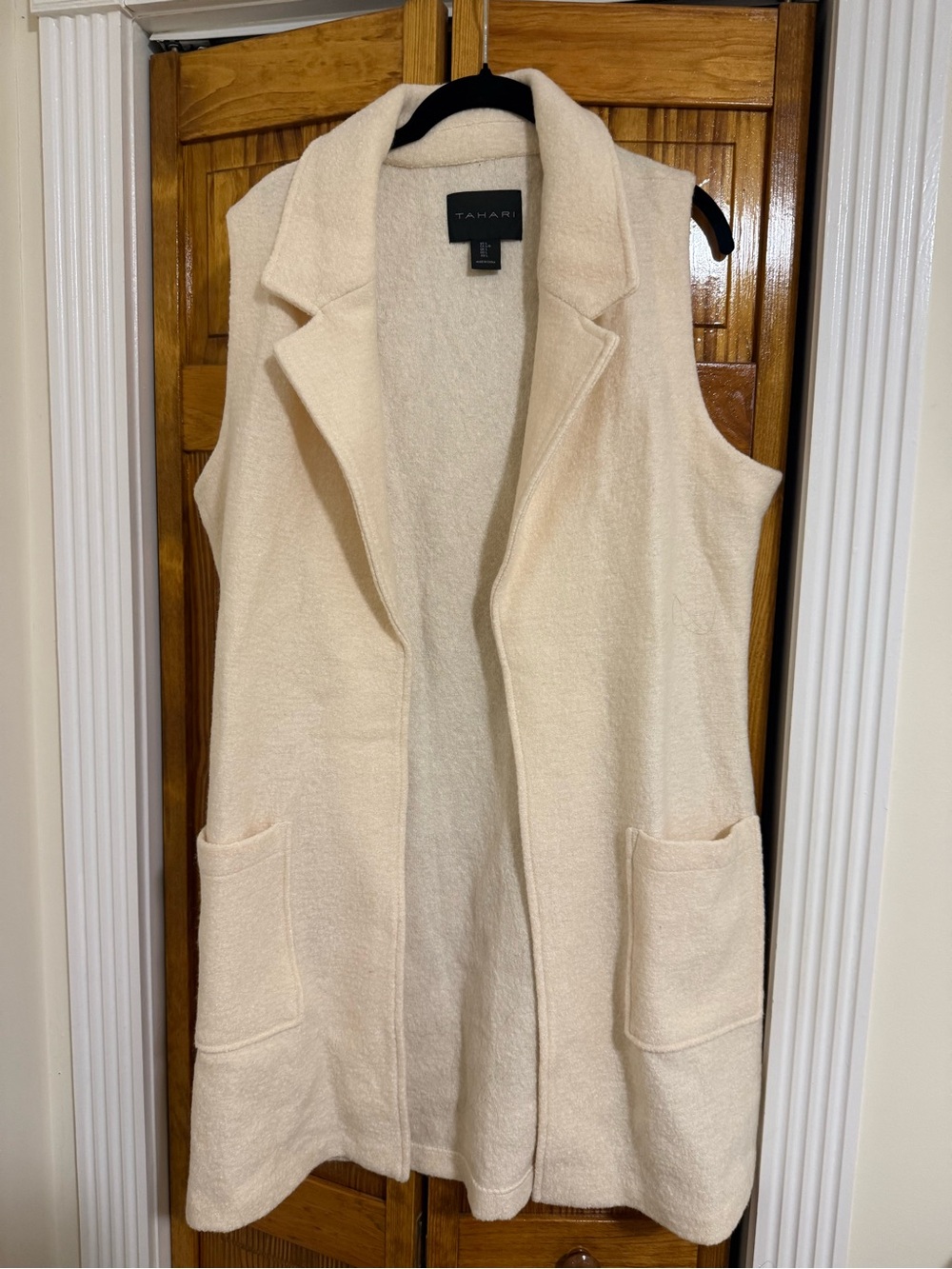 Tahari Soft Cream Bouclé Open Vest
